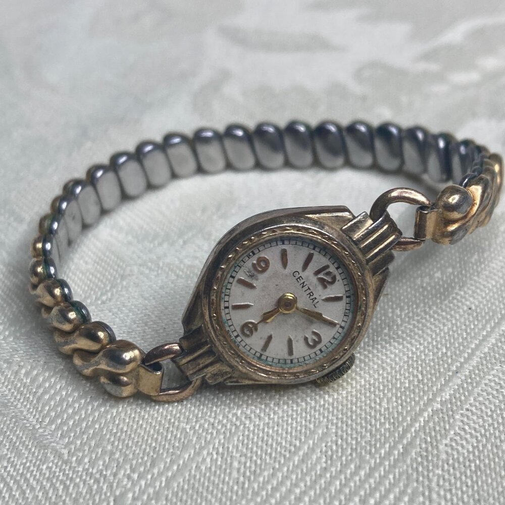 Vintage Central Wind Up Ladies Watch